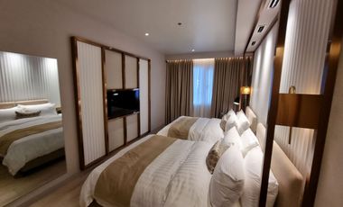 Business Luxury and Leisure
