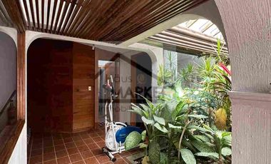 CASA DE UN PISO EN ARBOLEDAS