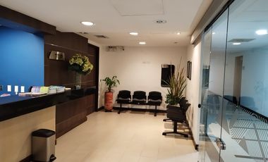 PR11876 OFICINA EN VENTA EN SECTOR GUAYABAL