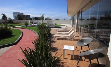 CONJUNTO DE DEPARTAMENTOS JUNTO A ATLIXCAYOTL EN 2 TORRES DE 12 PISOS, DE ESTILO CONTEMPORANEO CON ACABADOS DE LUJO.