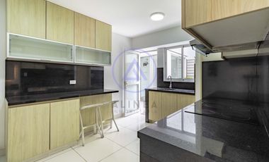 Venta de Departamento en 1er Piso – 171 m² – San Miguel – Patio y Jardín