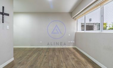 Venta de Departamento en 1er Piso – 171 m² – San Miguel – Patio y Jardín