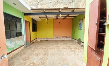 Oportunidad de Inversión en El Callao – Casa con Gran Potencial para Remodelar