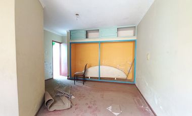 Oportunidad de Inversión en El Callao – Casa con Gran Potencial para Remodelar