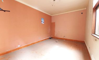Oportunidad de Inversión en El Callao – Casa con Gran Potencial para Remodelar