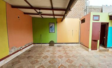 Oportunidad de Inversión en El Callao – Casa con Gran Potencial para Remodelar