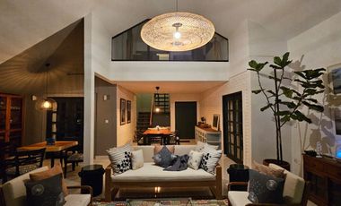 Lakeside Luxury situated next to Bali Handara Golf: Experience Absolute Tranquility at Gatsby on Buyan, Bali