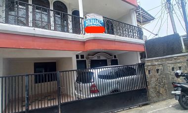 Rumah Masuk Gang, 300 Meter Ke Jalan Asem Baris Raya