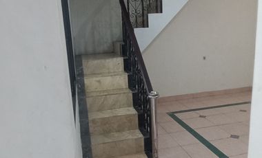 Rumah Masuk Gang, 300 Meter Ke Jalan Asem Baris Raya