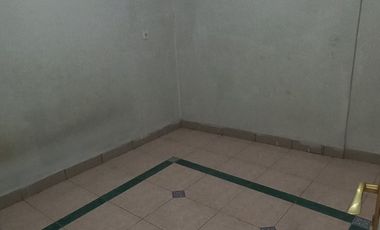 Rumah Masuk Gang, 300 Meter Ke Jalan Asem Baris Raya