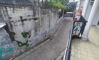 Rumah Masuk Gang, 300 Meter Ke Jalan Asem Baris Raya