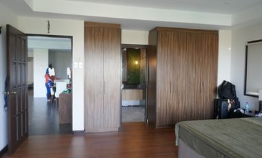 173 sq.m. furnished beach condo unit in an upscale resort in Mactan @P90k/m