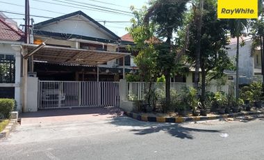 Dijual Rumah 2 lt di Jalan Sumbawa Gubeng Surabaya