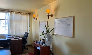 EDIFICIO CASABERMEJA - DEPARTAMENTO PLENO CENTRO.-