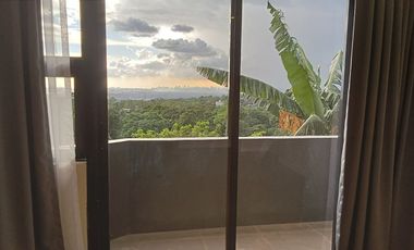 Your Perfect Antipolo Home Awaits: Deluxe 4-Bedroom w/4-T&B 2-Car Garage 3-Storey Townhouse with Scenic Laguna de Bay & QC Views! Only 30K To Reserve!