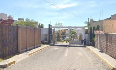 Casa en Cipreces de Mayorazgo, Puebla.¡Compra directa con el Banco, no se aceptan créditos!