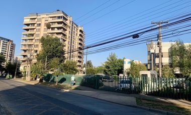 Vendemos en Temuco  amplio departamento frente al Colegio Alemán y al costado de la Clínica Alemana