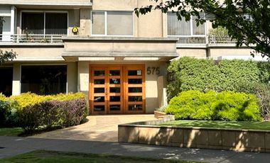 Vendemos en Temuco  amplio departamento frente al Colegio Alemán y al costado de la Clínica Alemana