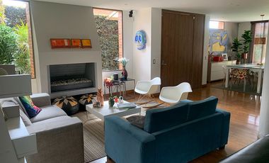 CASA ESPECTACULAR EN CONJUNTO CERRADO