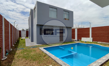 Casa con piscina, 6 Dormitorios