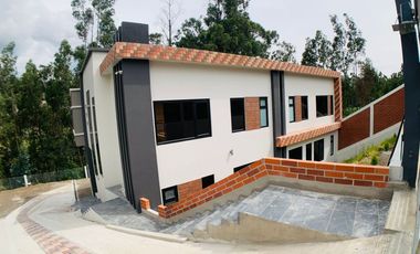 Casa en venta ubicado sector Huajibamba