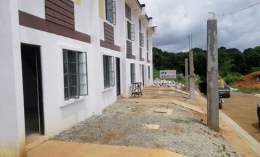 2-bedroom Townhouse with Parking House and Lot for sale in Mariveles Bataan