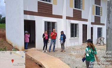 2-bedroom Townhouse with Parking House and Lot for sale in Mariveles Bataan