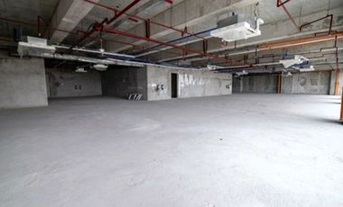 915 sqm Warm/Bare shell Office Space for Lease in Quezon Avenue, Quezon City