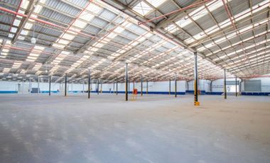 NAVE EN AZCAPOTZALCO DE 9,800 M2 EN RENTA