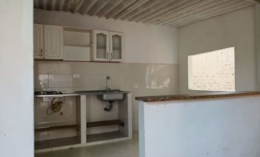 CASA/LOCAL COMERCIAL A UNA CUADRA DE LA PLAYA EN TAGANGA COLOMBIA