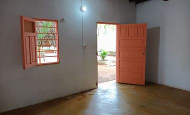 CASA/LOCAL COMERCIAL A UNA CUADRA DE LA PLAYA EN TAGANGA COLOMBIA