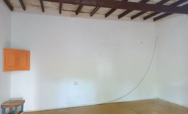 CASA/LOCAL COMERCIAL A UNA CUADRA DE LA PLAYA EN TAGANGA COLOMBIA