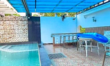 GRAND 2-STOREY, 5-BEDROOM HOUSE FOR SALE IN MULTINATIONAL VILLAGE