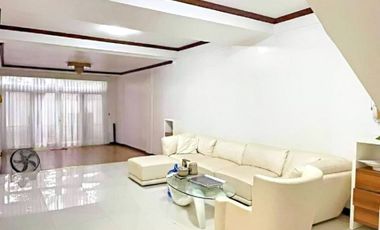 GRAND 2-STOREY, 5-BEDROOM HOUSE FOR SALE IN MULTINATIONAL VILLAGE