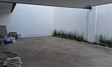 VENDO CASA NUEVA LAS ALAMEDAS