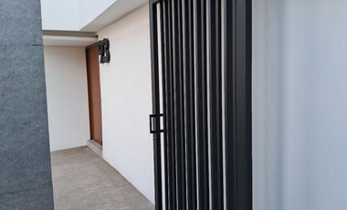 VENDO CASA NUEVA LAS ALAMEDAS