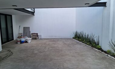 VENDO CASA NUEVA LAS ALAMEDAS