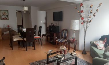 VENTA FLAT BIEN DISTRIBUIDO CERCA A PANAMERICANA SIN RUIDO