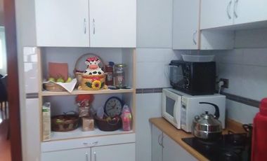VENTA FLAT BIEN DISTRIBUIDO CERCA A PANAMERICANA SIN RUIDO