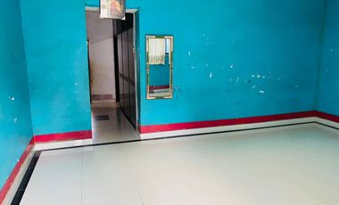 Gran Local comercial con casa en Lamas