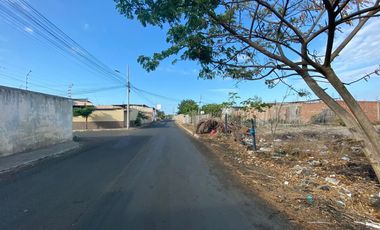 terreno en venta las orquideas Manta zona norte