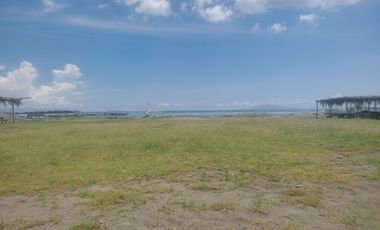 3 storey Beach House with View Deck in Calatagan Batangas