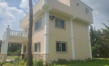 3 storey Beach House with View Deck in Calatagan Batangas