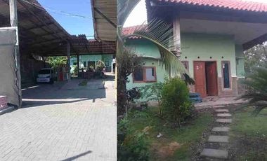 Rumah tempat usaha di Nguling Pasuruan