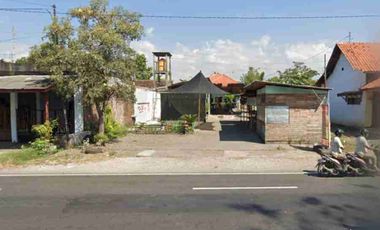 Rumah tempat usaha di Nguling Pasuruan