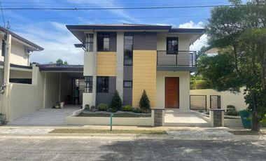 Un-Furnished 5 Br+1   House for rent in  Nuvali near Xavier School Nuvali