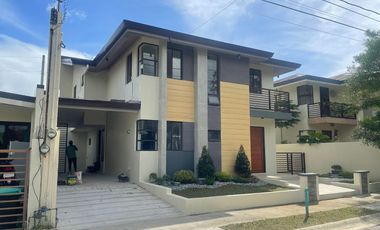 Un-Furnished 5 Br+1   House for rent in  Nuvali near Xavier School Nuvali