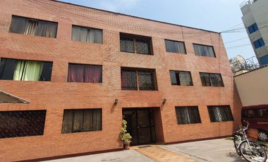 ALQUILO  DEPARTAMENTO en SAN ISIDRO A PASOS DEL CENTRO FINANCIERO