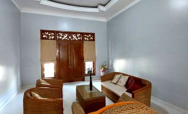 Rumah Mewah Halaman Luas dekat Jalan Kaliurang