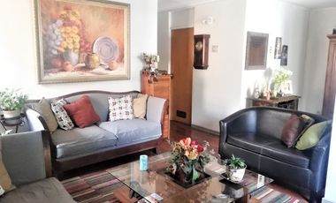 Amplia Casa Terreno Plano A Pasos De Av Las Condes